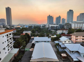 Sundowner Sukhumvit